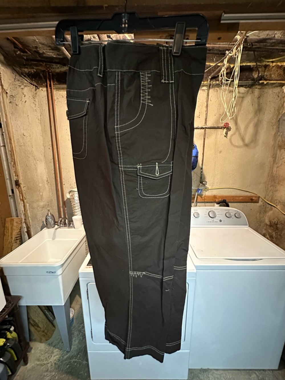 Avenue brown Cargo Pants with White Contrast Stitching